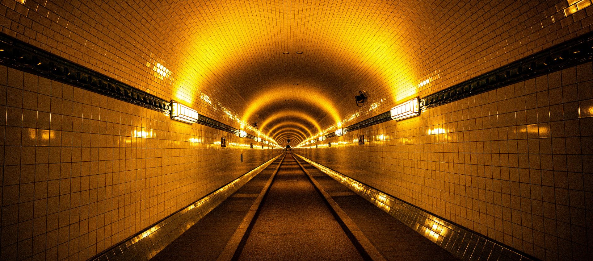 Tunelera y Tecnología